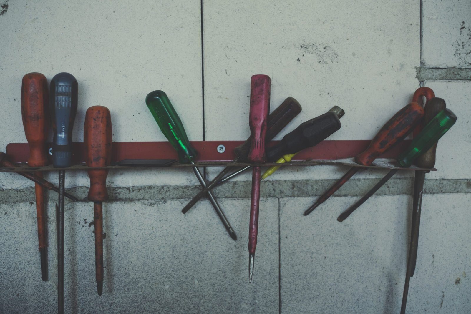 HomeTool Haven: Expert Picks for Every Household